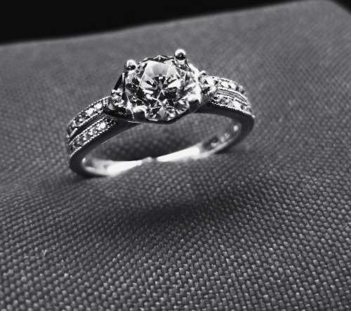 925 Sterling Silver Ladies Ring